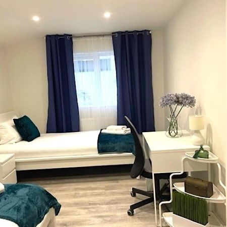2 Bedroom Serviced Apartment # London Ngoại thất bức ảnh